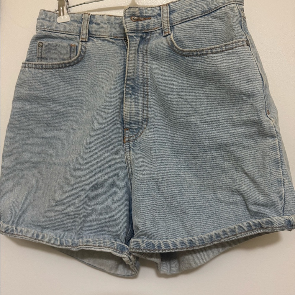 Zara Blue Jean Shorts Classic Summer Style
